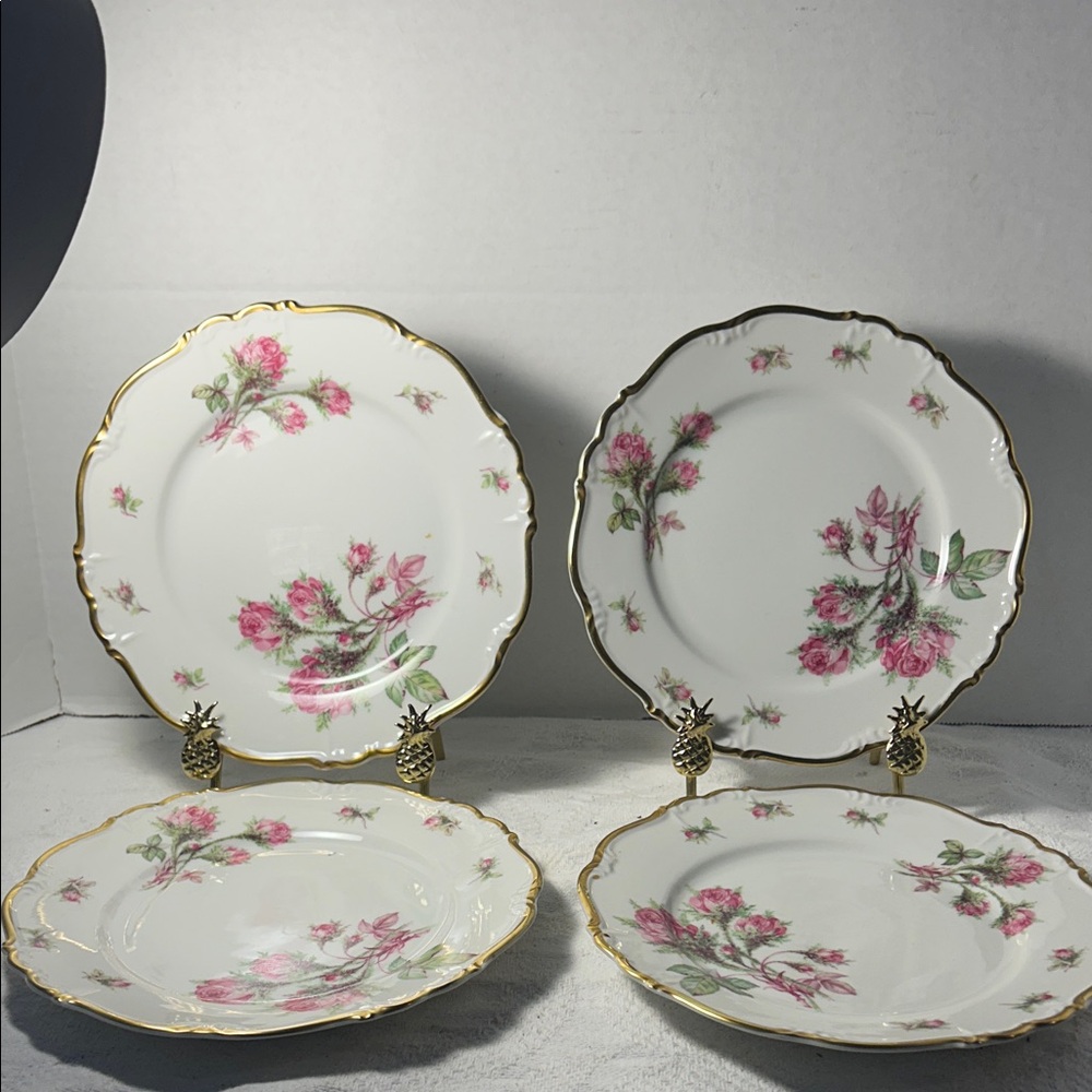 Vintage-Inspired Floral Dinner Plate Set with Gold Accents 7 1/2 inch Bavarian